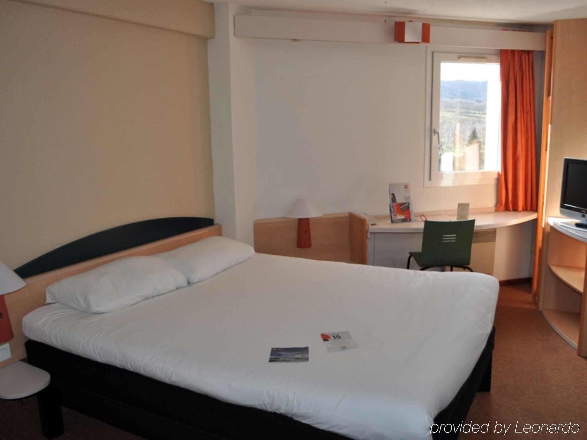 Hotel Ibis Autun Eksteriør billede